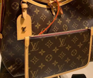 经典款式如Neverfull、Speedy、Alma等